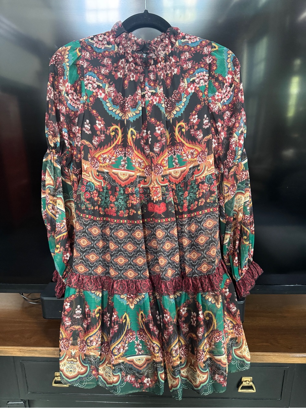 Alice + Olivia Green and Burgundy Paisley Long-Sleeve Dress